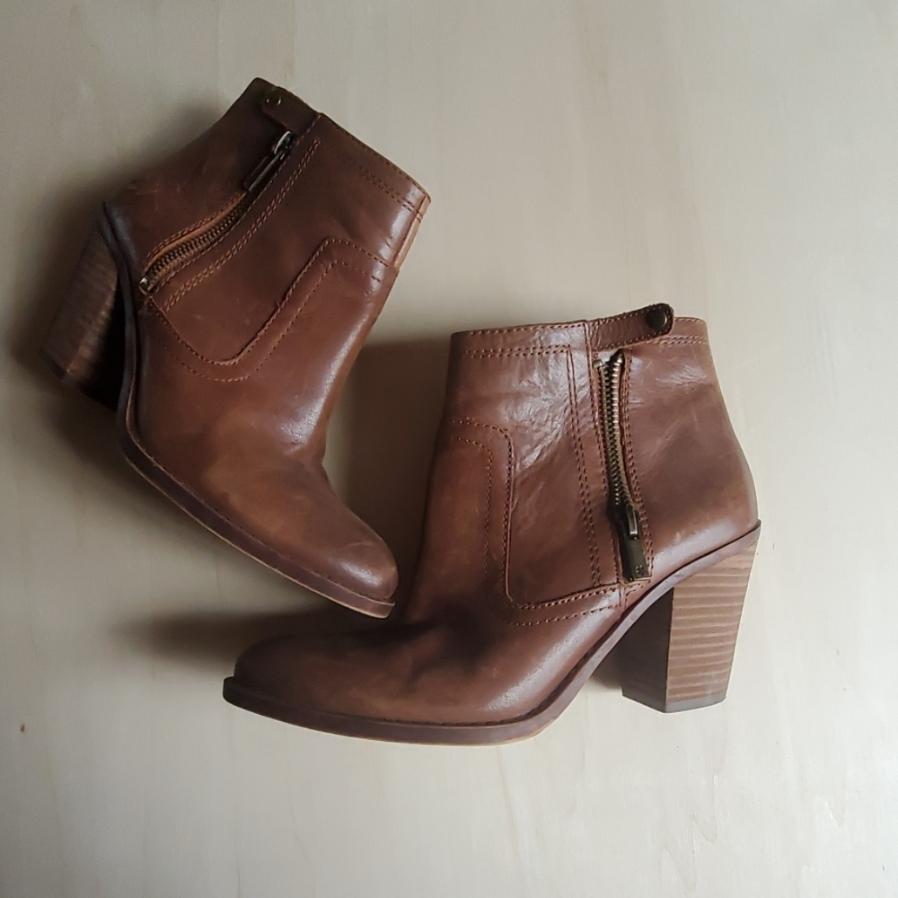 Lucky brand ankle bootie